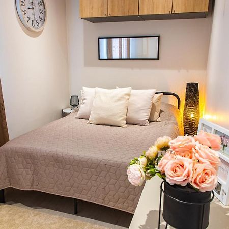Le Victorieux - Appart 2 Pieces -Proche Paris Clichy Ngoại thất bức ảnh